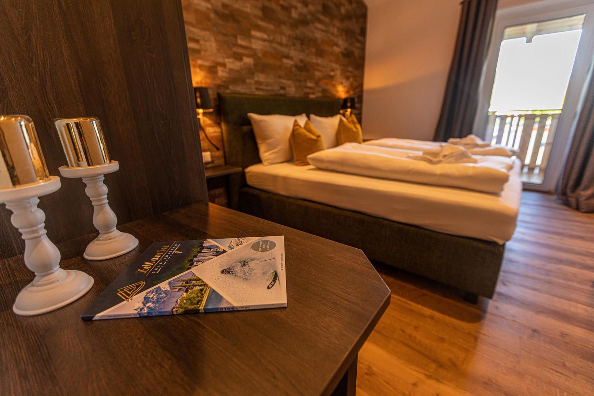 Tevini Boutique Suites By We Rent Zell am See Rum bild