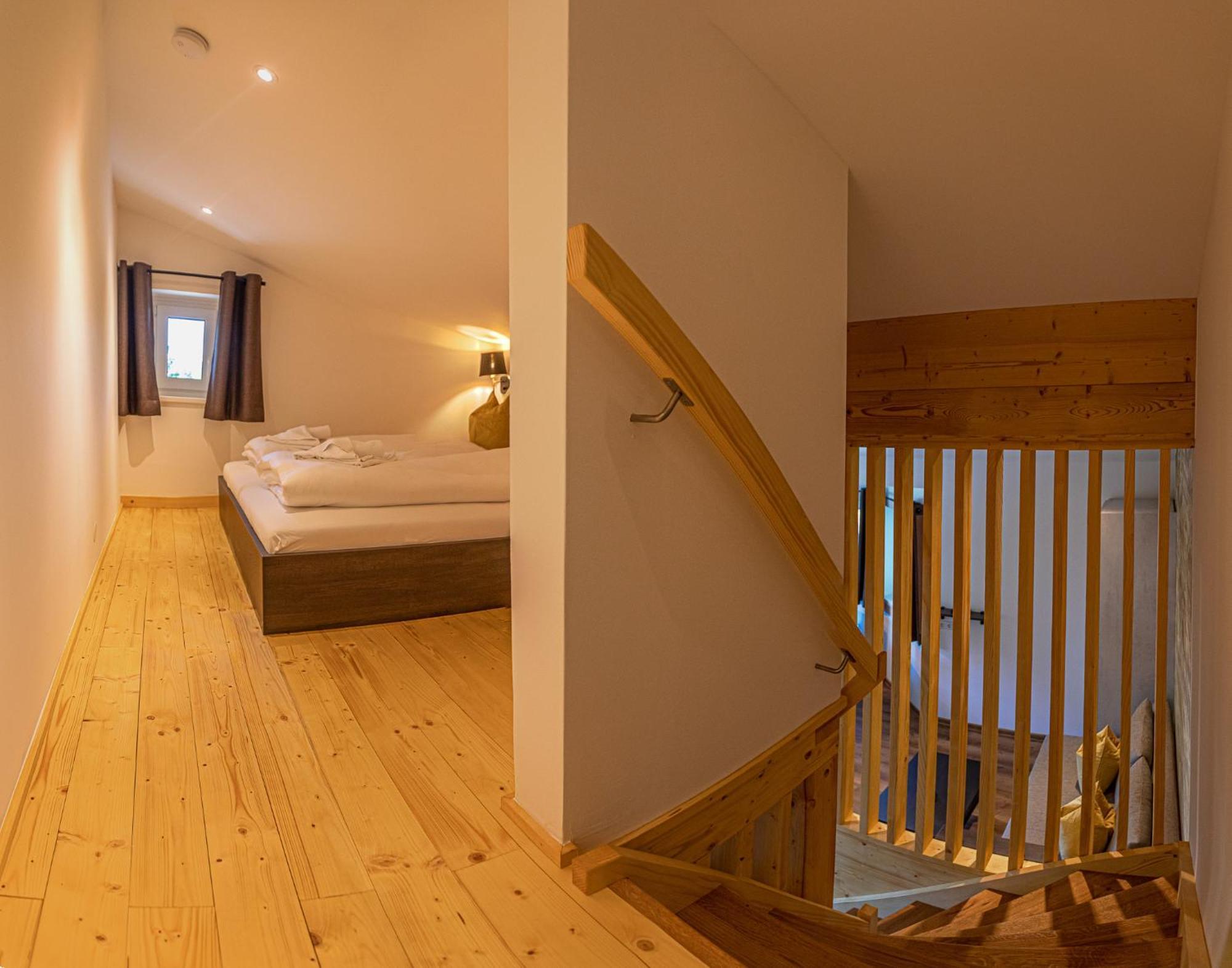 Tevini Boutique Suites By We Rent Zell am See Rum bild